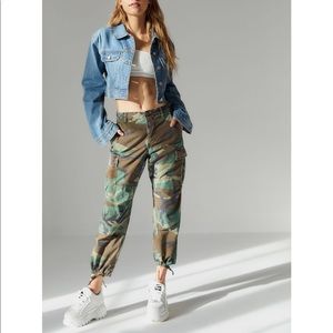 Urban outfitters camo pants